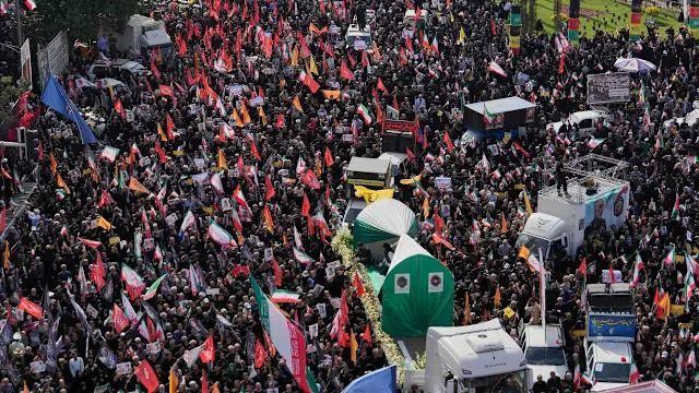 خروج اضطراری گروهی از شهروندان استرالیایی از ایران