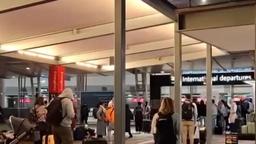 تخلیه فرودگاه پرت به دلیل احتمال خطر آتش‌سوزی