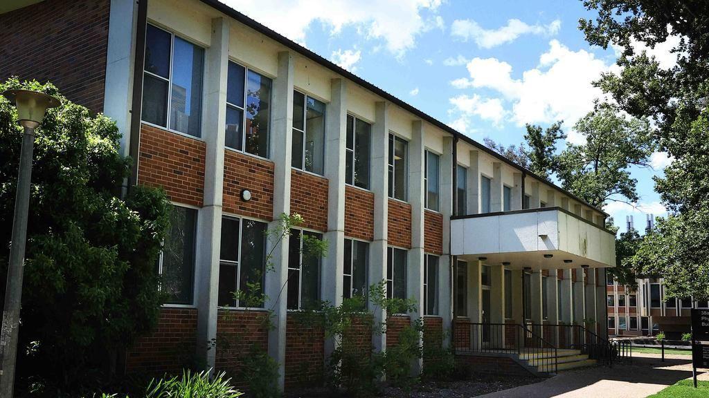 لزوم بازنگری در حقوق مدیران ارشد دانشگاه‌های استرالیا