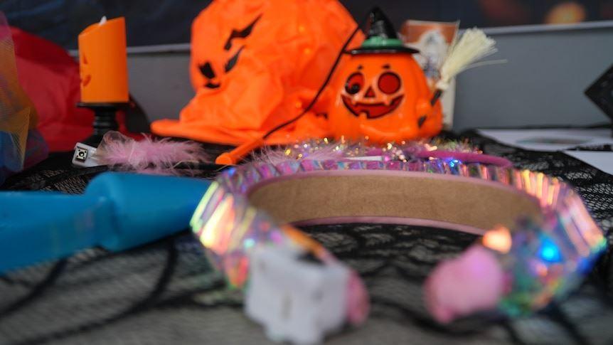 والدین استرالیایی ایمنی اسباب‎ بازی‌های هالووین را جدی بگیرند
