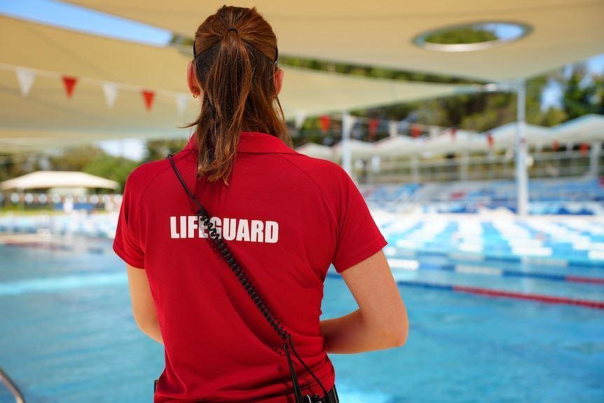 استفاده از هوش مصنوعی به عنوان "چشم سوم" نجات‌غریق‌ها در استخرهای عمومی استرالیا 