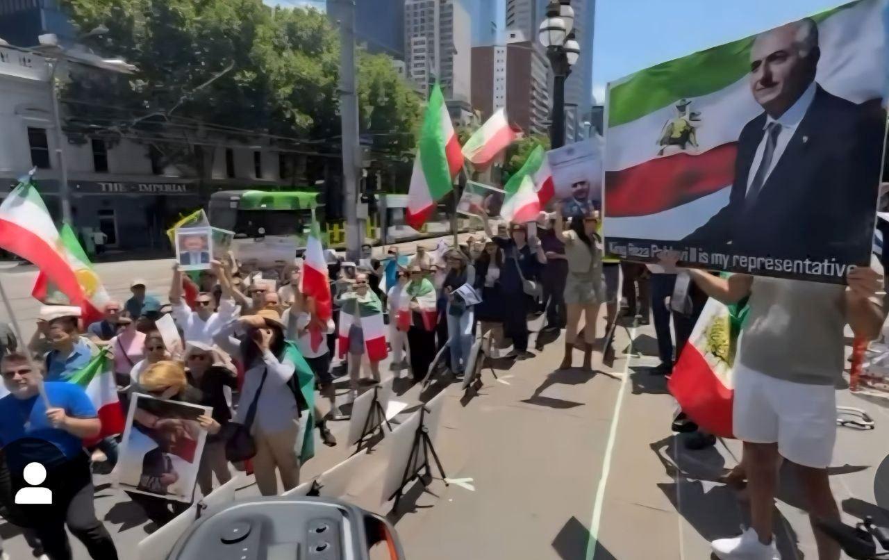 تجمع ایرانیان مقیم شهرهای مختلف استرالیا در همبستگی با مردم ایران