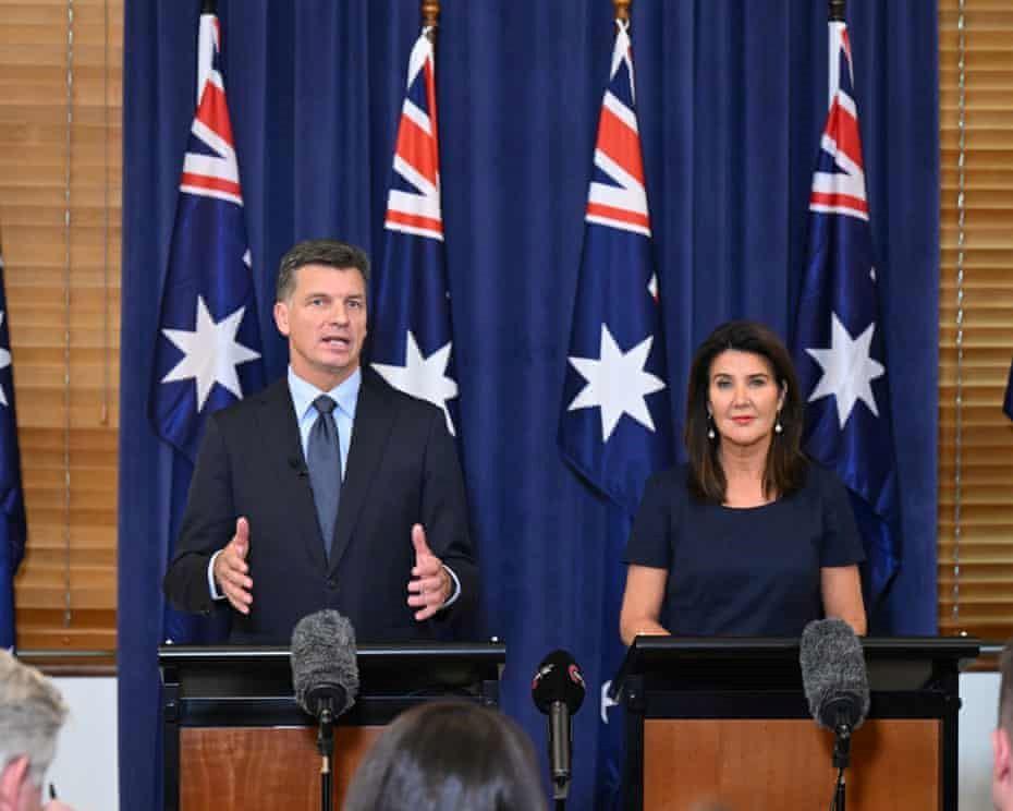 تغییر در راس هرم قدرت اپوزیسیون استرالیا؛ آنگوس تیلور رهبر حزب لیبرال شد