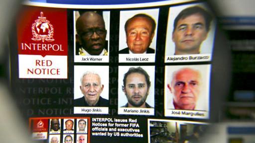 اینترپل خواستار جلب دو تن از مقام های ارشد فیفا شد