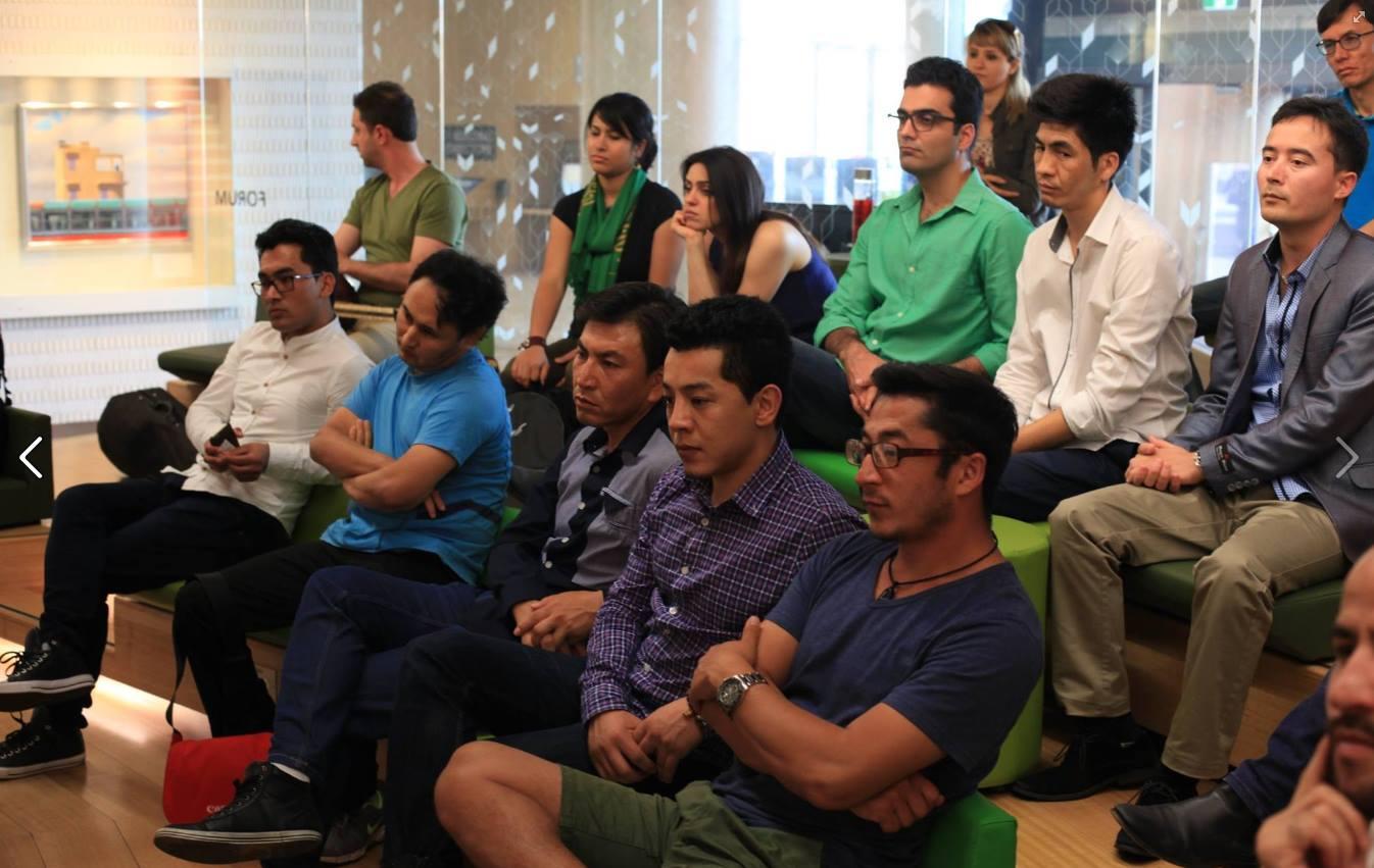  مراسم رونمايي آخرين مجموعه اي شعر الياس علوي به نام  حدود  دراسترالیا