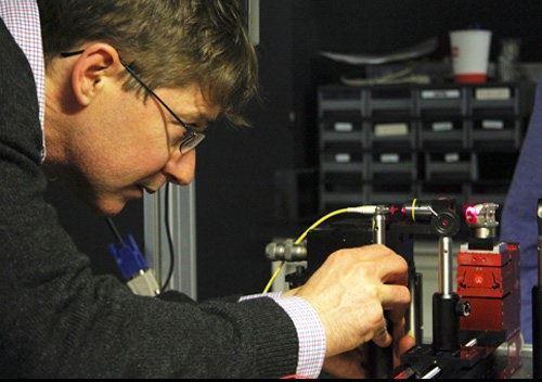 استرالیا موفق به ساخت گیت منطقی کوانتومی روی سیلیکون شد