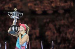 آنجوليكا كربر آلمانى قهرمان تنيس آزاد زنان استراليا شد