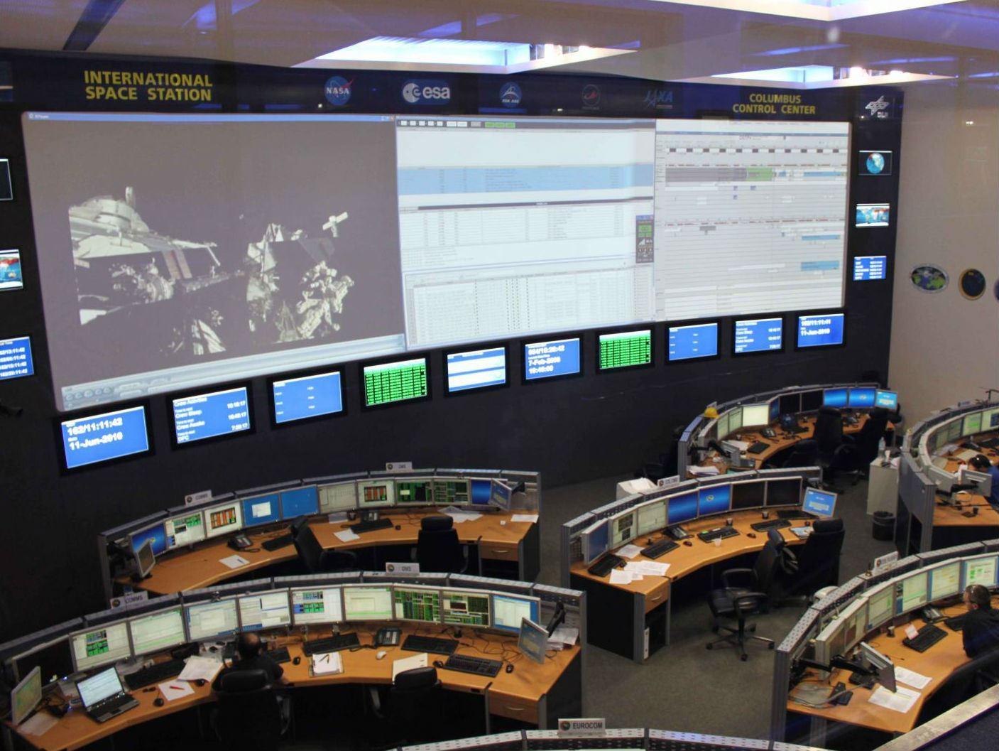 از شهر آدلاید در استرالیا تا اعماق تاریک آسمان.