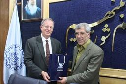 گسترش تعاملات علمی دانشگاه صنعتی شریف و ملبورن