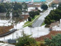 کشته و ناپدید شدن تعدادی از شهروندان " تاسمانی " استرالیا در طوفان و سیل شدید
