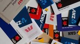 عذر خواهی سران بانکهای استرالیا از دولت و مردم 