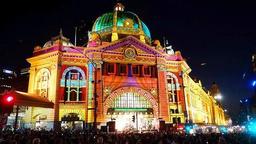 ملبورن ...یک شب رویایی  و شاد در ملبورن استرالیا White Night Melbourne 