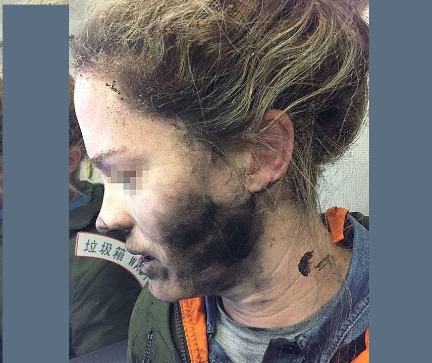 انفجار هدفون مسافر هواپیما به مقصد ملبورن ، حادثه آقرید