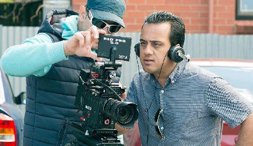 "مولانا" زندگی یکی از موفق ترین تجار استرالیایی را متحول کرد.