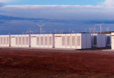 باتری عظیم "تسلا "در استرالیا یک میلیون دلار سود بدست آورد!