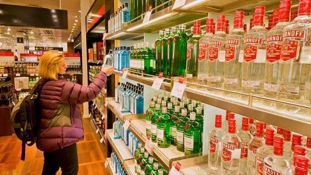 بررسی روند تجارت " خرده فروشی مشروبات الکلی در استرالیا " در سال 2017