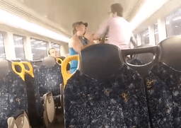 سرانجام رمانتیک دعوای دو مرد در سیدنی استرالیا