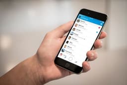  یک چهارم از نوجوانان استرالیا به موبایل اعتیاد دارند/ راهکارهای دولت برای مبارزه با کلاهبرداران تلفنی