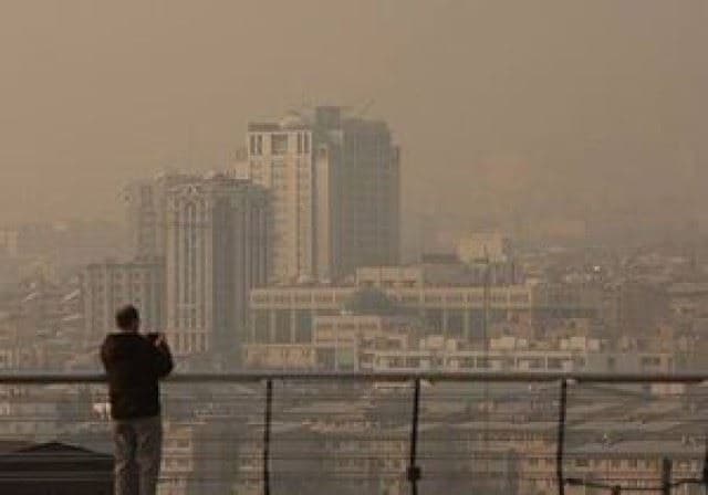 آلودگی هوای تهران: همه مسابقات لیگ برترفوتبال هفته آینده لغو شد