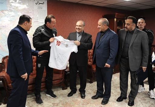 هشت‌ مدیر فدراسیون فوتبال ایران بابت قرارداد ویلموتس به دادسرا احضار شدند