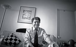 استاد محمد رضا شجریان به عرش اعلی پرواز کرد