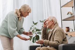 ارائه بسته مراقبت در منزل به 195 هزار سالمند در سال 2021