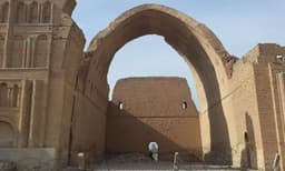 مرمت طاق کسرای عراق با کمک و هزینه ایران