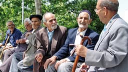 سالمندان ایرانی تا 5 ماه آینده واکسیناسیون می‌شوند