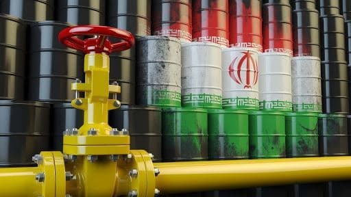 افت درآمد نفتی ایران در 11 ماه