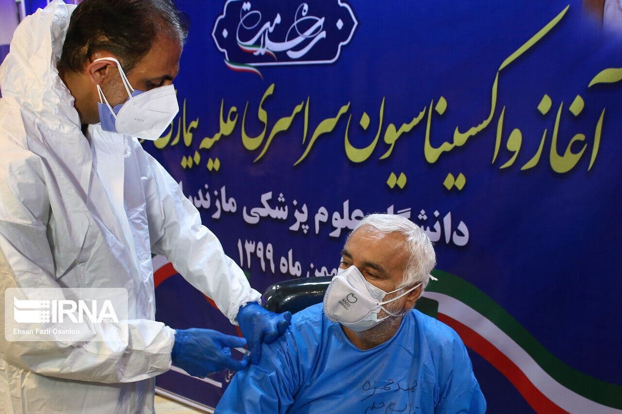 وعده واکسیناسیون عمومی در ایران با 700 هزار دوز