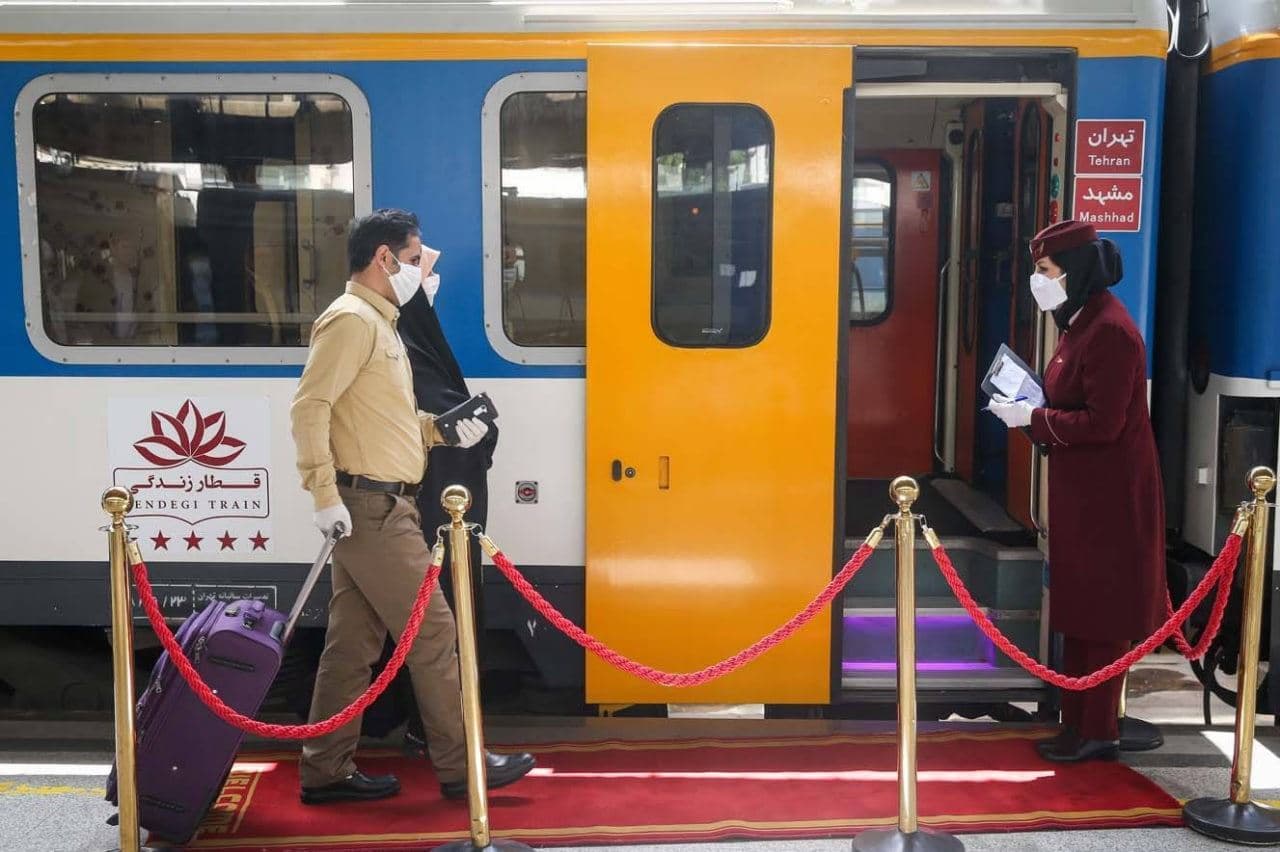 6هزار بیمار کرونایی در ایران به سفر رفته‌اند!