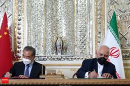 کفه سنگین چین در قرارداد با ایران