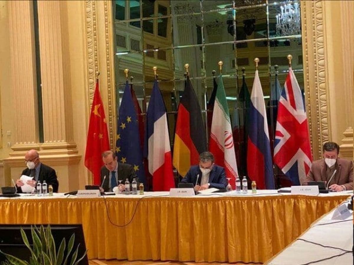 یک مقام آمریکایی: ایران بر سر لغو همه تحریم‌ها پافشاری نکند 