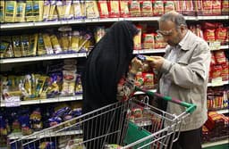 افزایش تورم کالا و خدمات در ایران تا 110 درصد