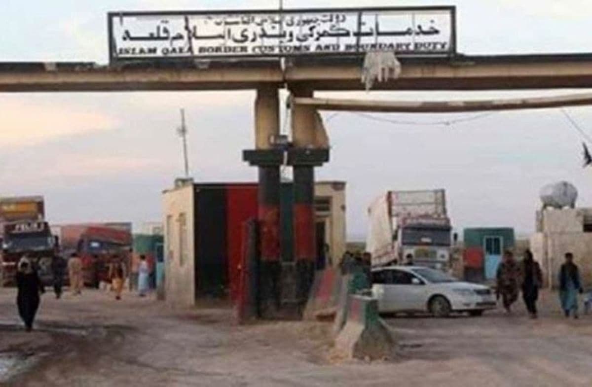 اعلام آمادگی افغانستان برای بازپس گیری گذرگاه مرزی ایران از طالبان