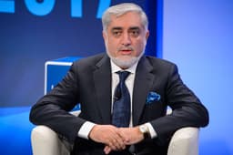 سفر هیات ارشد دولت افغانستان به قطر برای مصالحه با طالبان