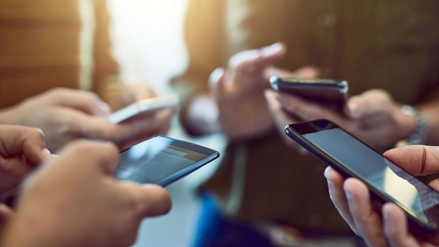 تعداد مشترکان اینترنت سیار از جمعیت ایران بیشتر است