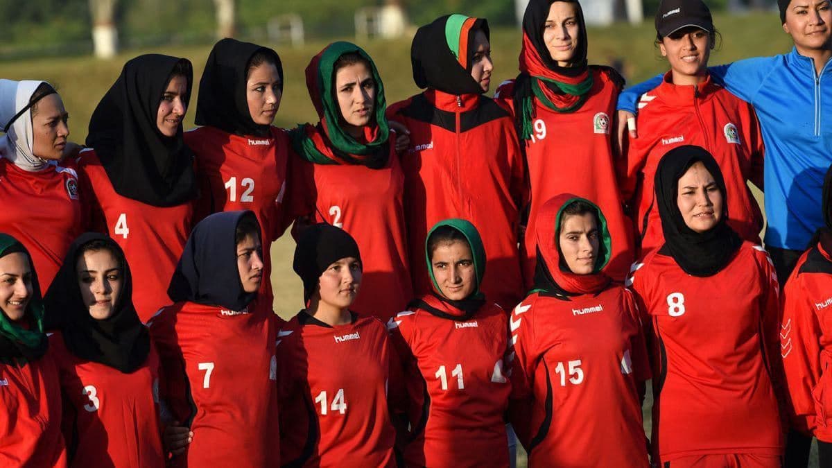 بلاتکلیفی زنان فوتبالیست‌ افغان در پاکستان