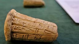 آمریکا لوح باستانی 3500 ساله را به عراق بازمی‌گرداند