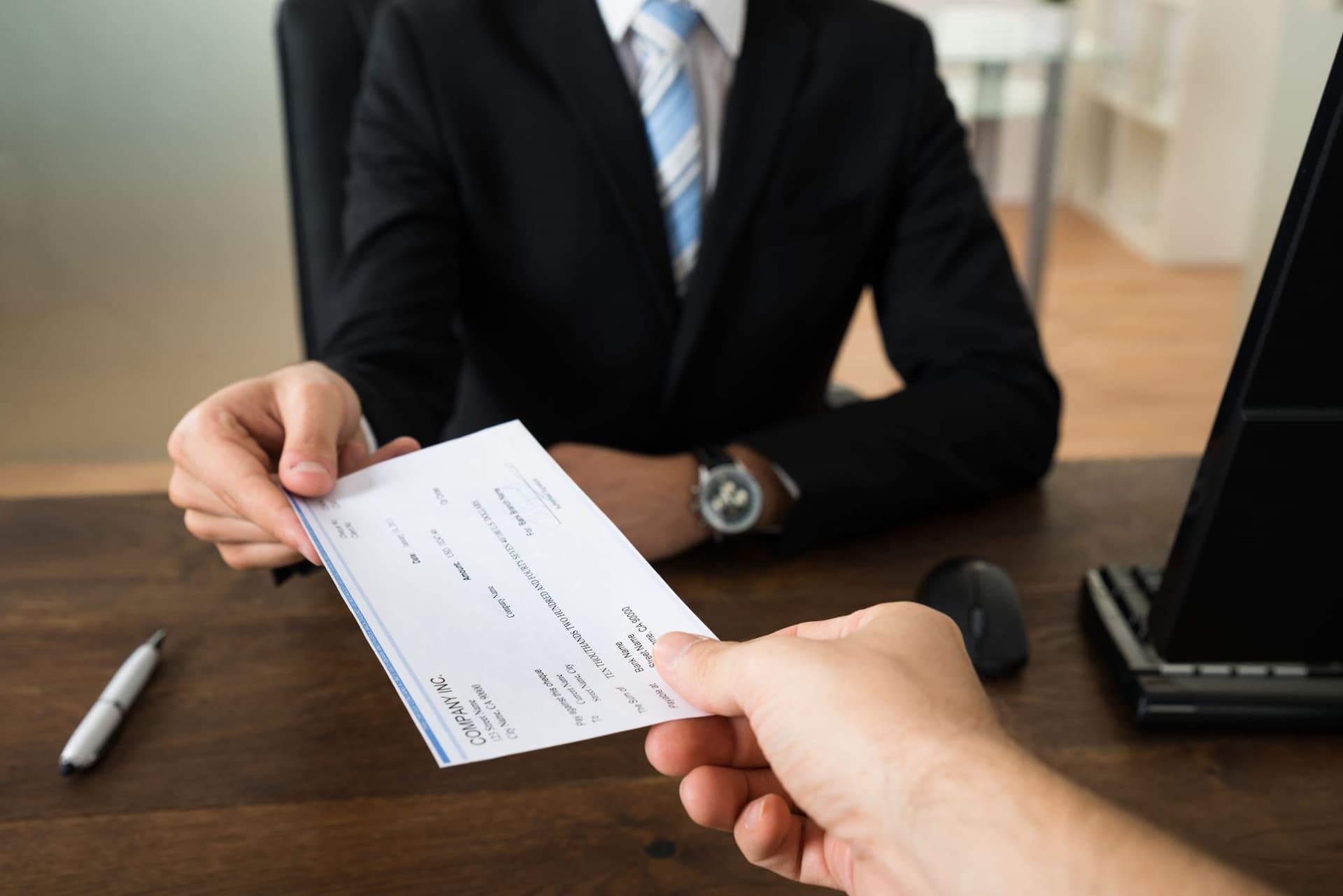 میلیون‌ها دلار کلاهبرداری در پرداخت‌ کمک‌هزینه کووید19 به کسب‌وکارها