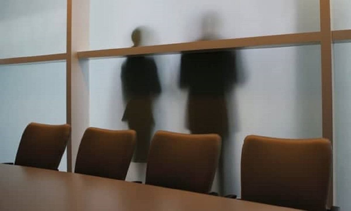 انتصاب نزدیکان و آشنایان و تاثیر آن بر کاهش اعتماد عمومی در استرالیا