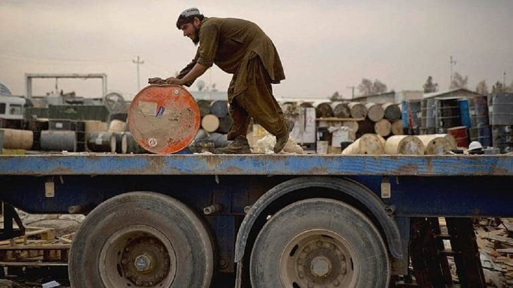 رقابت روسیه با ایران بر سر فروش نقت به طالبان