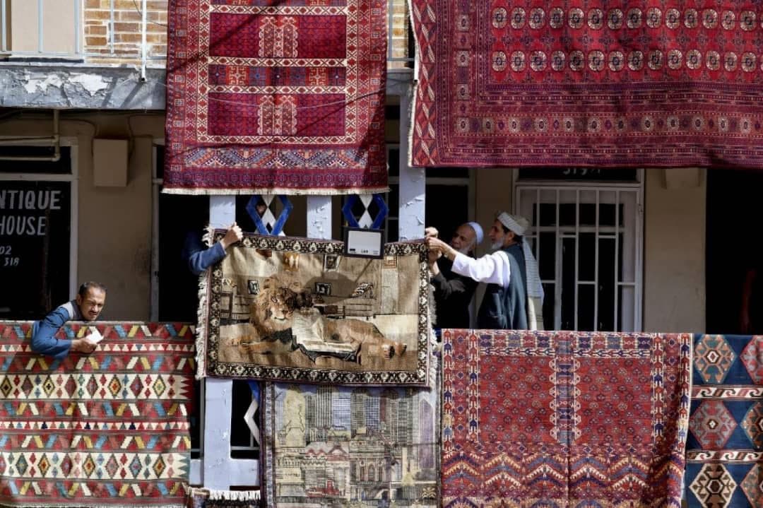 واگذاری بازار فرش ایران به افغان‌ها