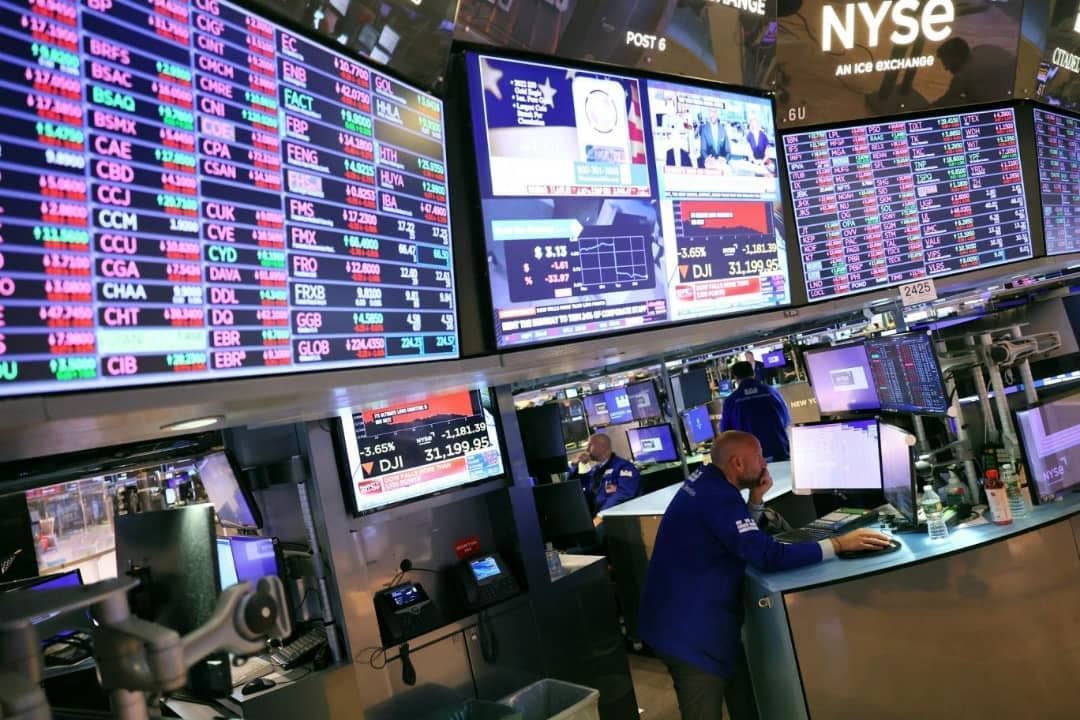 ثروتمندان آمریکا ۹۳ میلیارد دلار در یک روز از دست دادند