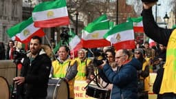 بازداشت ۱۲ معترض ایرانی توسط پلیس لندن