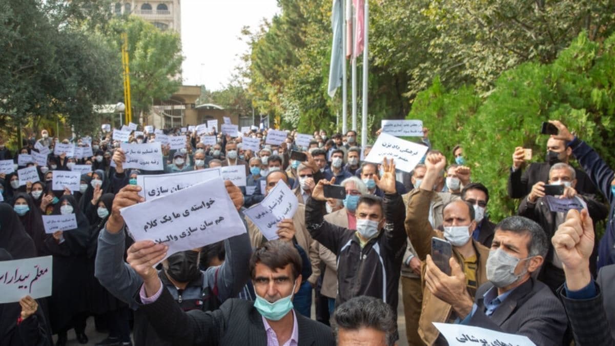فراخوان سراسری برای اعتصاب معلمان در روز جهانی معلم