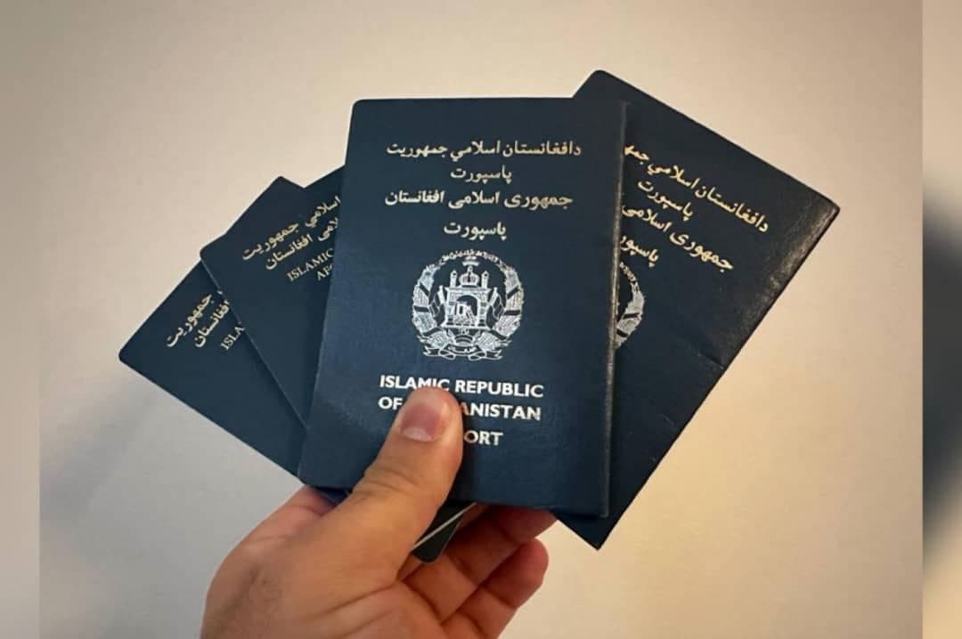 بحران صدور گذرنامه در افغانستان با روی کار آمدن طالبان