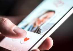 سواستفاده شکارجیان جنسی از برنامه‌های دوستیابی