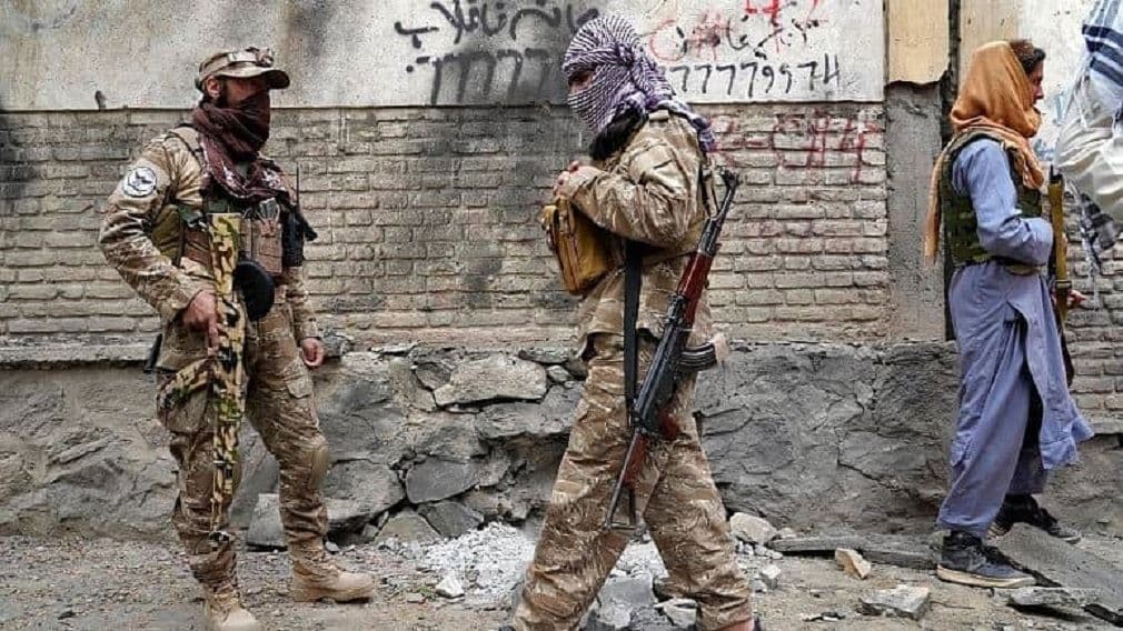 کشته شدن 16 نفر با انفجار بمب در یک مدرسه قرآنی در افغانستان