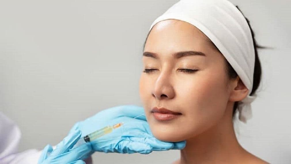 میلیاردر شدن یک کره‌ای طی یکسال با عرضه مایع تزریق رفع چین و چروک